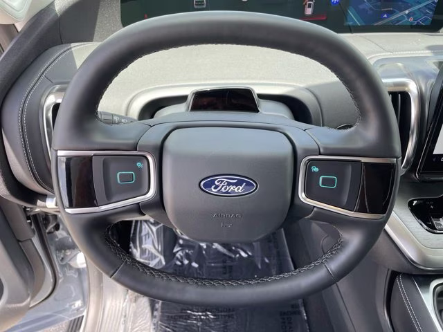 2026 Glacier Gray Metallic Tri-Coat Ford Expedition Max Platinum 4X4 SUV