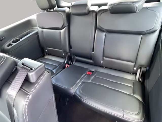 2026 Glacier Gray Metallic Tri-Coat Ford Expedition Platinum 4X4 SUV