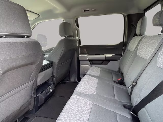 2026 Avalanche Ford Super Duty F-250 SRW XLT 4X4 Truck