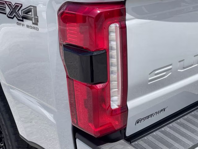 2026 Avalanche Ford Super Duty F-250 SRW XLT 4X4 Truck