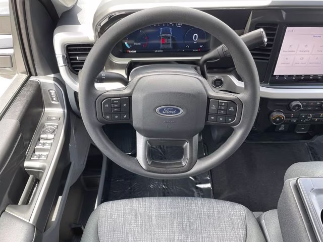 2026 Avalanche Ford Super Duty F-250 SRW XLT 4X4 Truck