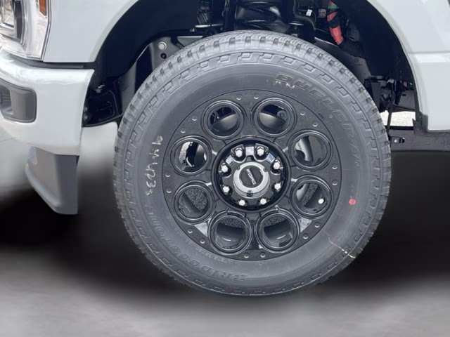 2026 Avalanche Ford Super Duty F-250 SRW XLT 4X4 Truck