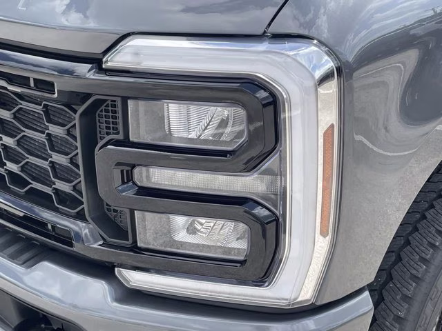 2026 Carbonized Gray Metallic Ford Super Duty F-250 SRW LARIAT 4X4 Truck