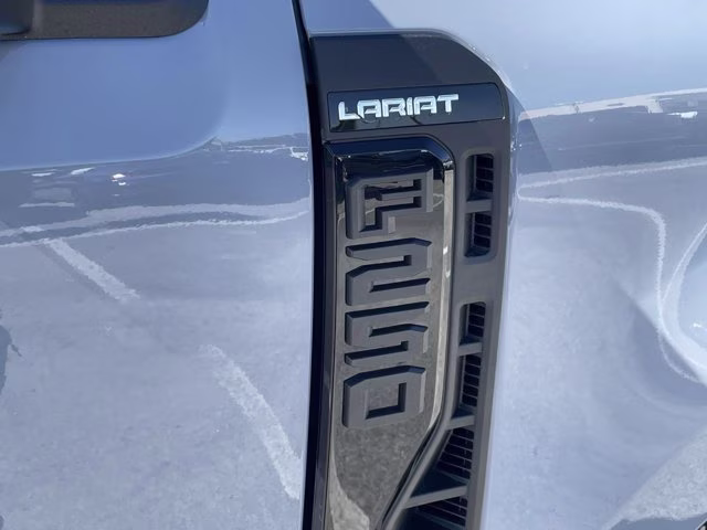 2026 Glacier Gray Metallic Tri-Coat Ford Super Duty F-250 SRW LARIAT 4X4 Truck