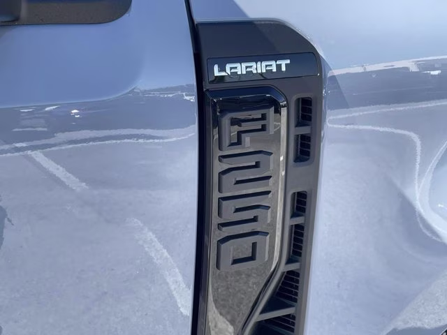 2026 Glacier Gray Metallic Tri-Coat Ford Super Duty F-250 SRW LARIAT 4X4 Truck