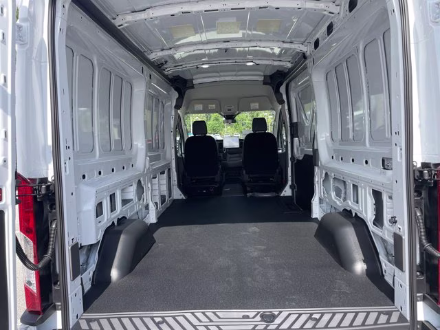 2026 Oxford White Ford Transit Cargo Van Base RWD Van