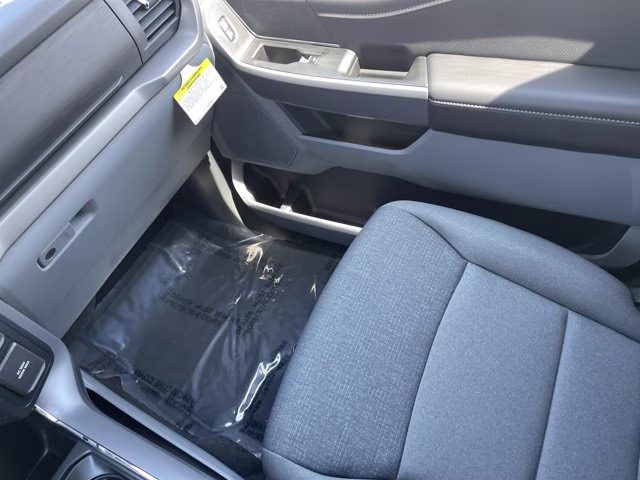 2026 Avalanche Ford F-150 XLT RWD Truck