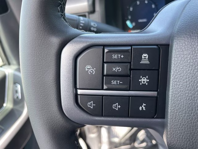 2026 Avalanche Ford F-150 XLT RWD Truck