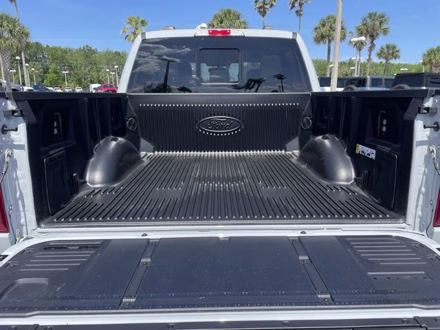 2026 Avalanche Ford F-150 XLT RWD Truck