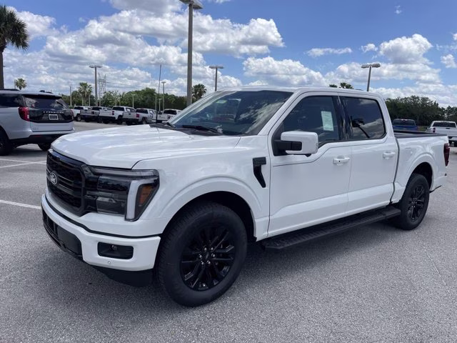 2026 Star White Metallic Tri-Coat Ford F-150 LARIAT RWD Truck