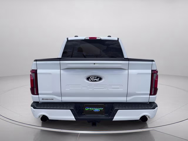 2026 Star White Metallic Tri-Coat Ford F-150 LARIAT RWD Truck
