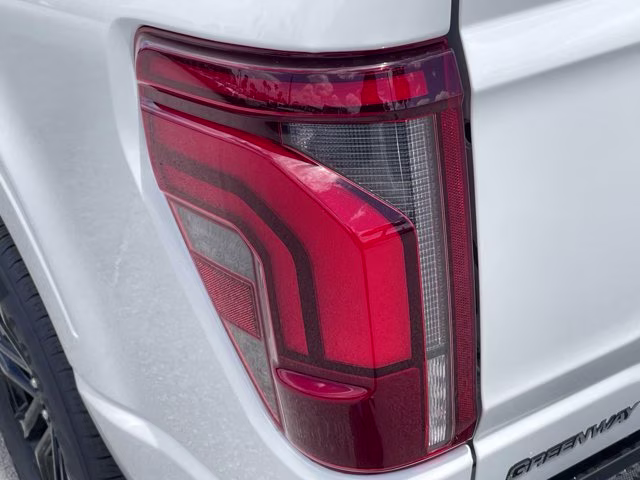 2026 Star White Metallic Tri-Coat Ford F-150 LARIAT RWD Truck