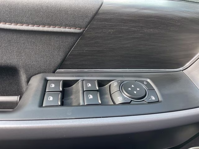 2026 Carbonized Gray Metallic Ford F-150 LARIAT 4X4 Truck