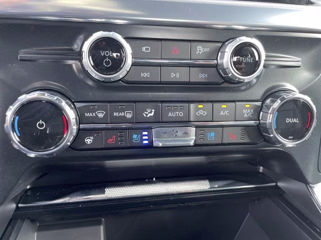 2026 Carbonized Gray Metallic Ford F-150 LARIAT 4X4 Truck