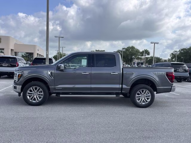 2026 Carbonized Gray Metallic Ford F-150 LARIAT 4X4 Truck