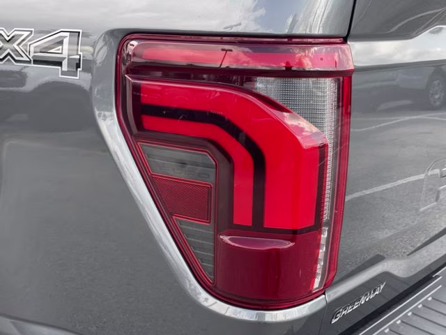 2026 Carbonized Gray Metallic Ford F-150 LARIAT 4X4 Truck