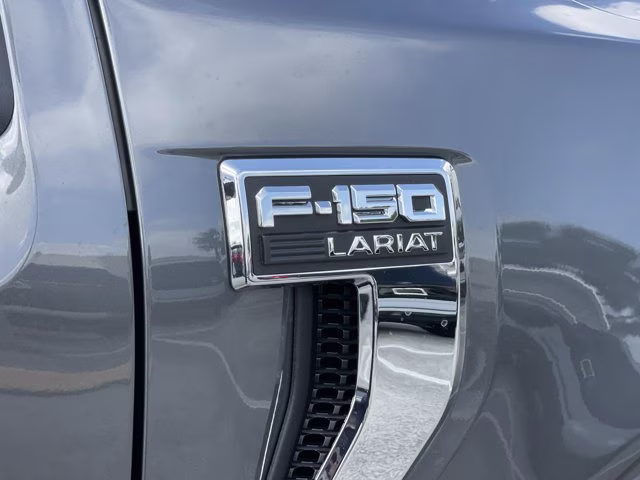 2026 Carbonized Gray Metallic Ford F-150 LARIAT 4X4 Truck