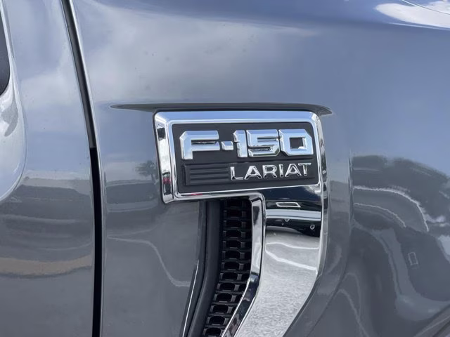 2026 Carbonized Gray Metallic Ford F-150 LARIAT 4X4 Truck
