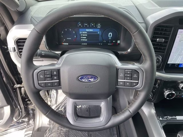 2026 Agate Black Metallic Ford F-150 LARIAT 4X4 Truck