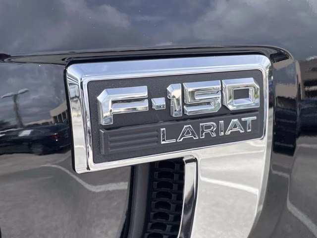 2026 Agate Black Metallic Ford F-150 LARIAT 4X4 Truck