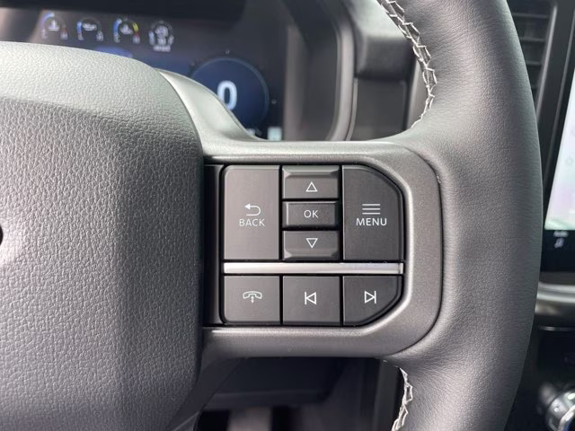 2026 Avalanche Ford F-150 LARIAT 4X4 Truck