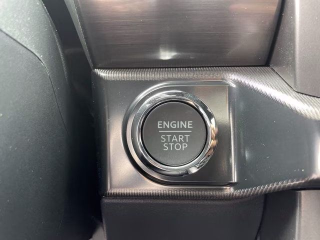 2026 Avalanche Ford F-150 LARIAT 4X4 Truck