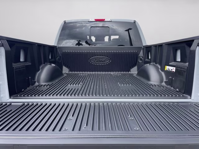 2026 Avalanche Ford F-150 LARIAT 4X4 Truck