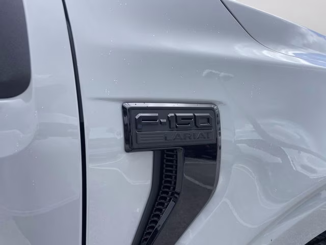 2026 Avalanche Ford F-150 LARIAT 4X4 Truck