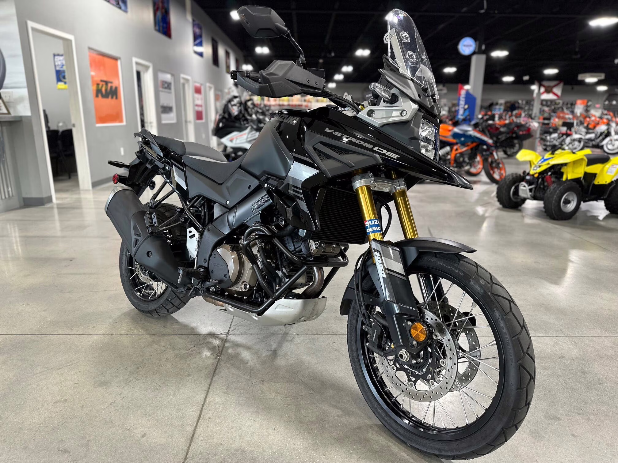 2024 Suzuki V-Strom 1050 DE Motorcycle