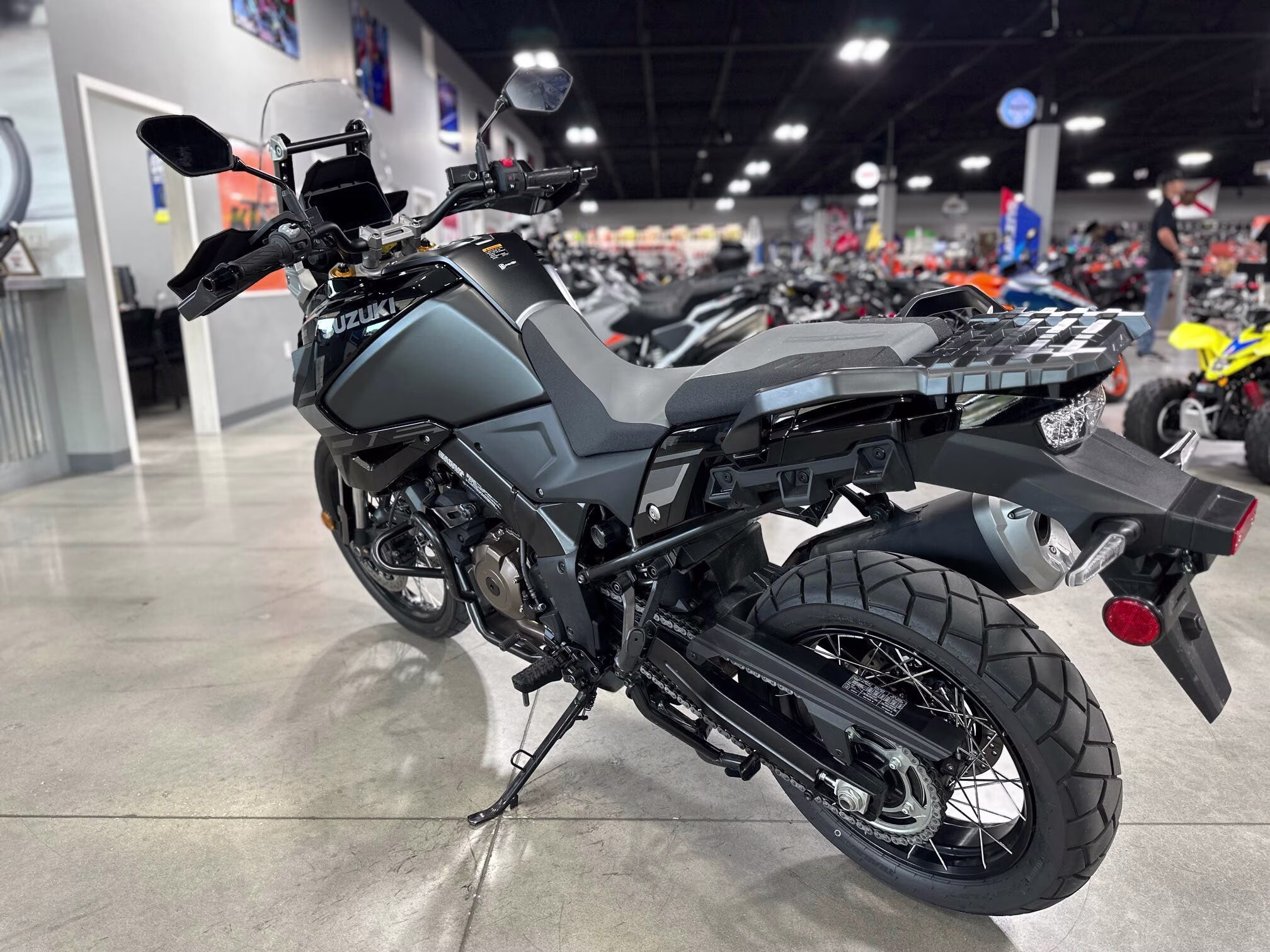 2024 Suzuki V-Strom 1050 DE Motorcycle