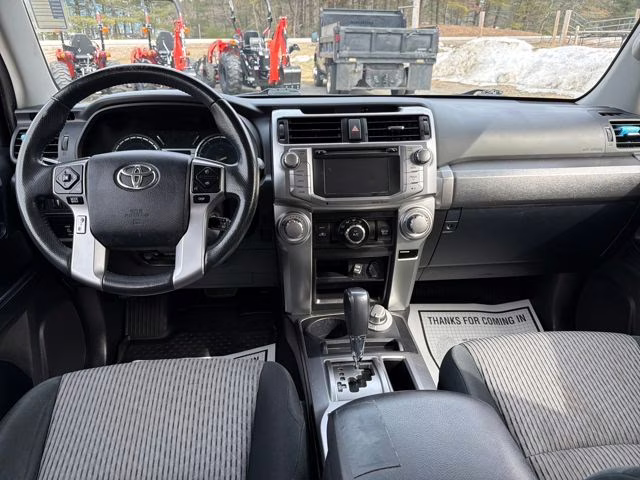 2016 Magnetic Gray Metallic Toyota 4Runner SR5 4X4 SUV