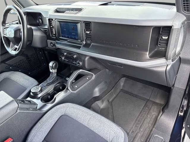 2021 Antimatter Blue Metallic Ford Bronco Big Bend 4X4 Convertible