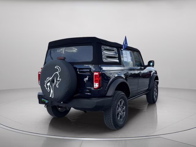 2021 Antimatter Blue Metallic Ford Bronco Big Bend 4X4 Convertible