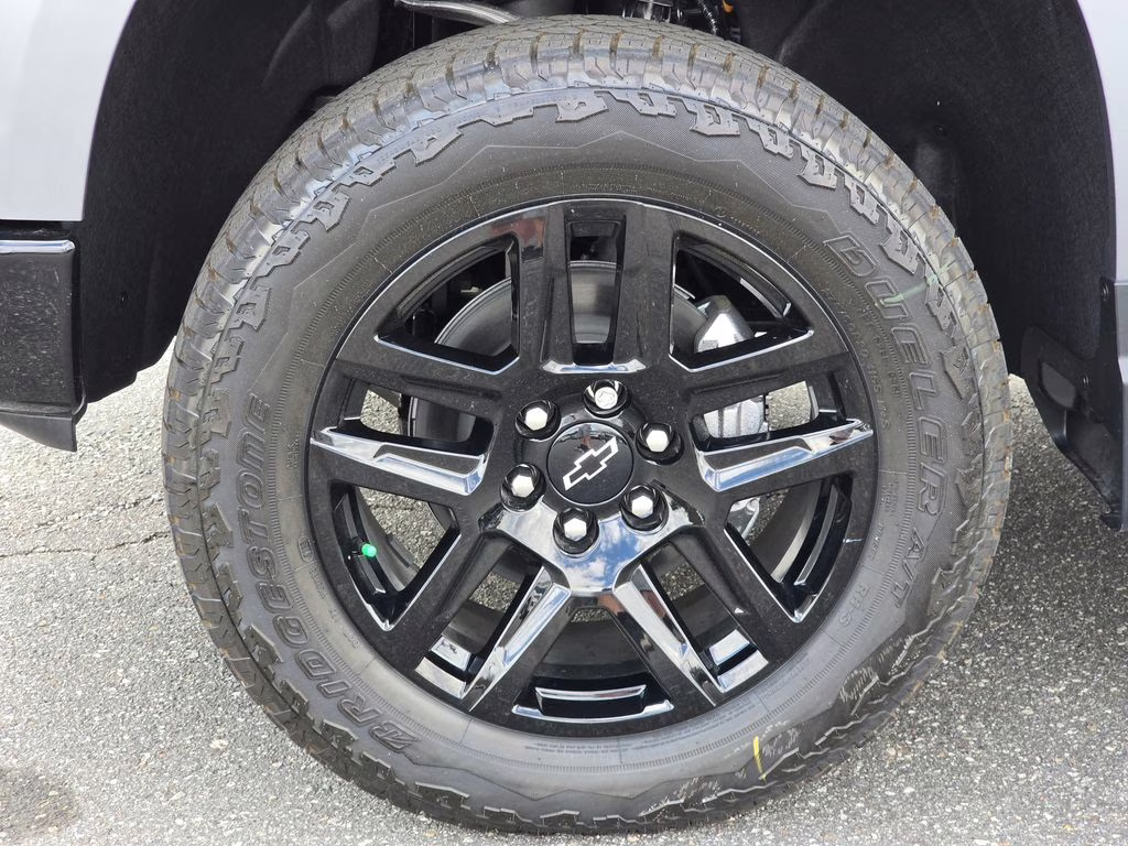 2026 Sterling Gray Metallic Chevrolet Silverado 1500 LT Trail Boss 4X4 Truck