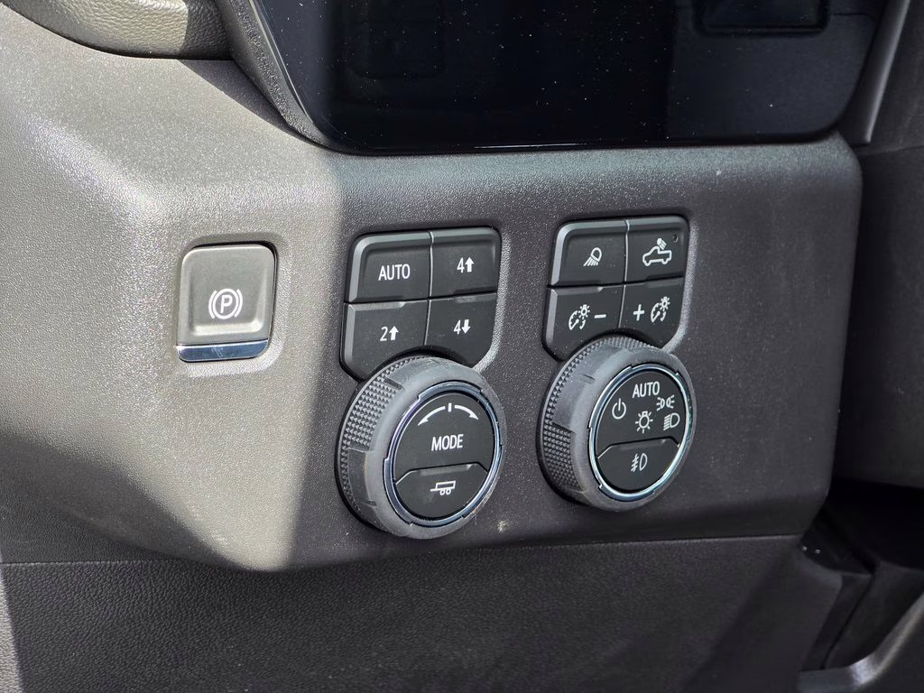 2026 Sterling Gray Metallic Chevrolet Silverado 1500 LT Trail Boss 4X4 Truck