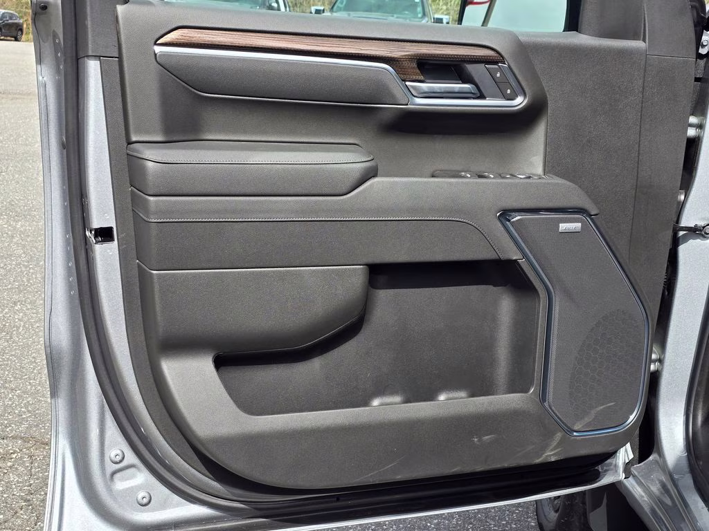 2026 Sterling Gray Metallic Chevrolet Silverado 1500 LT Trail Boss 4X4 Truck