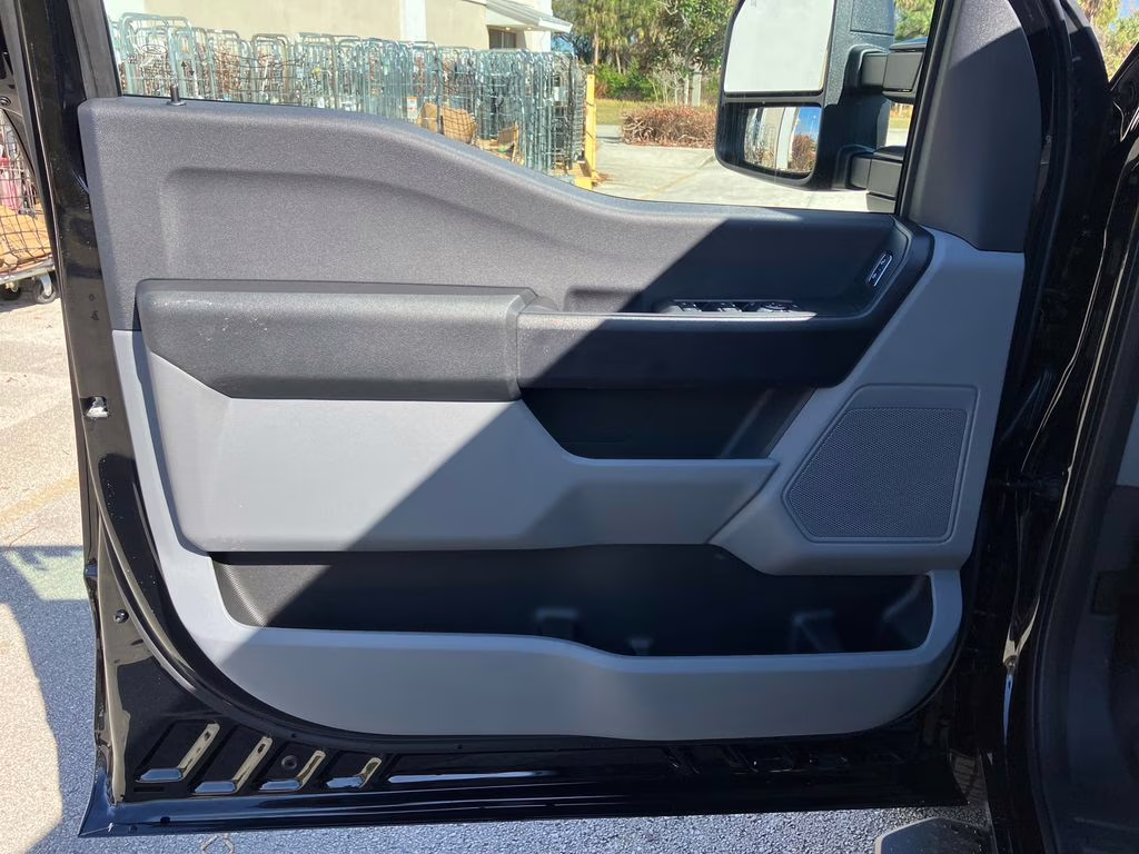 2026 Agate Black Metallic Ford Super Duty F-250 SRW XL 4X4 Truck