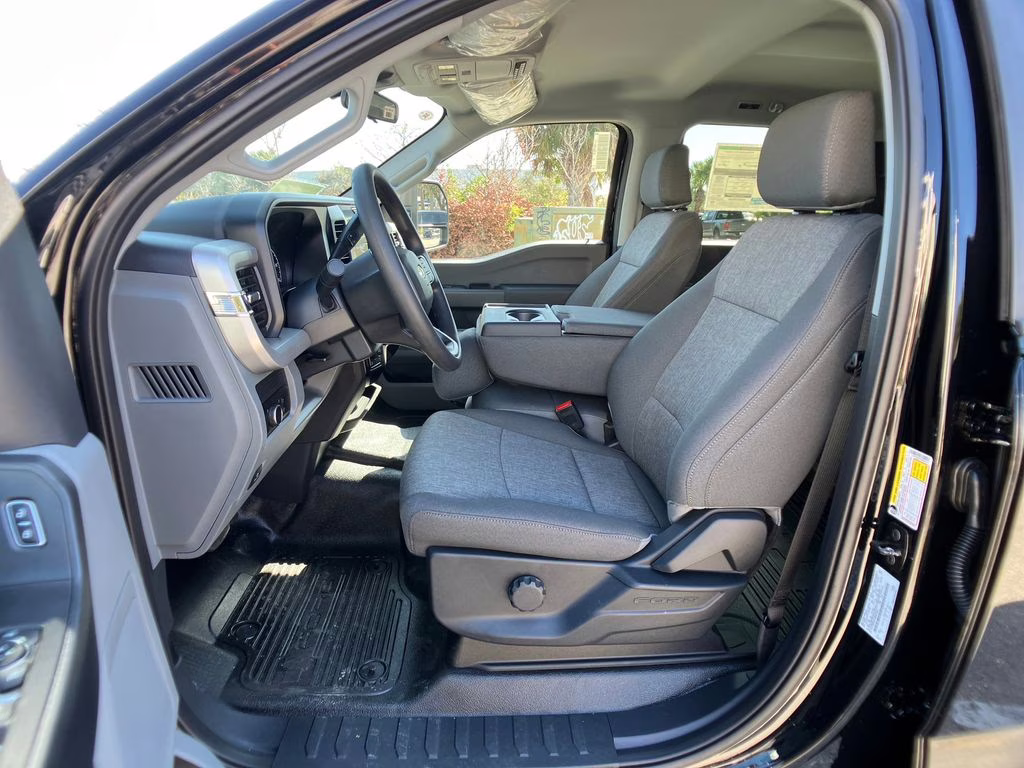 2026 Agate Black Metallic Ford Super Duty F-250 SRW XL 4X4 Truck