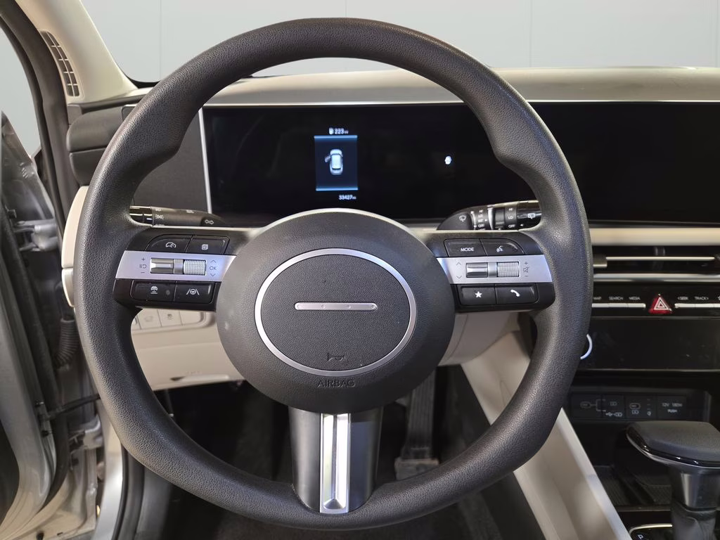 2025 Shimmering Silver Hyundai Tucson SEL AWD SUV