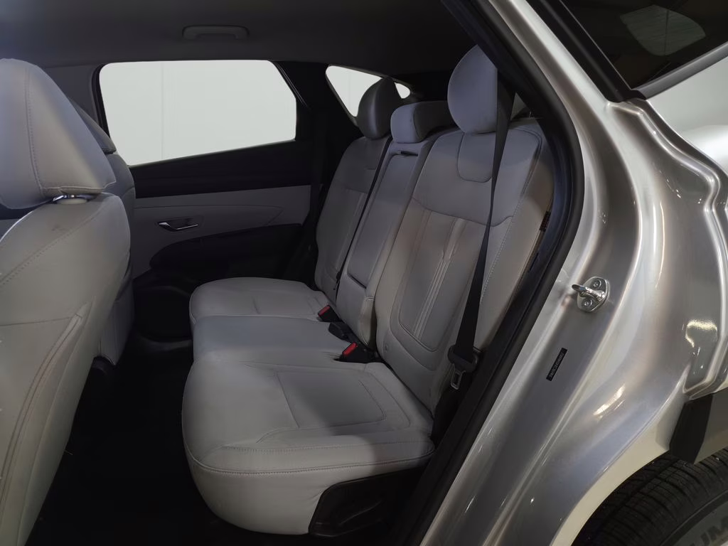 2025 Shimmering Silver Hyundai Tucson SEL AWD SUV