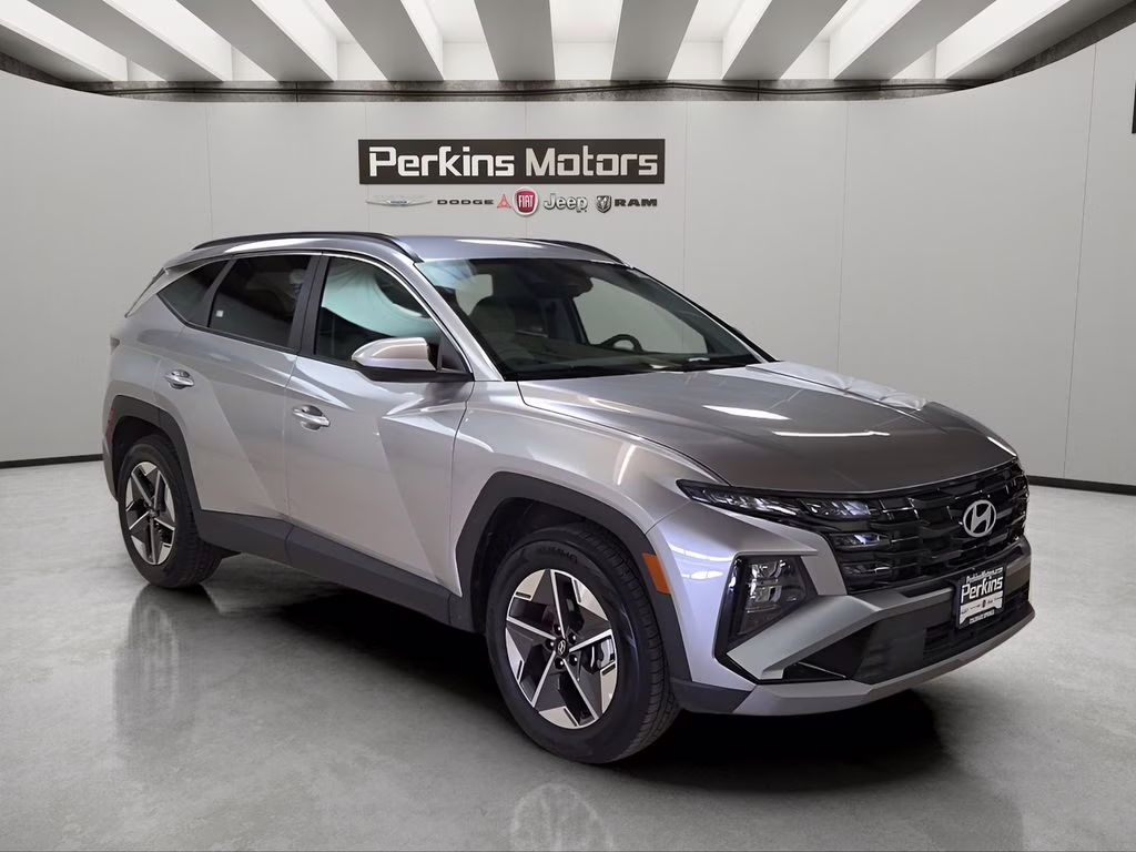 2025 Shimmering Silver Hyundai Tucson SEL AWD SUV