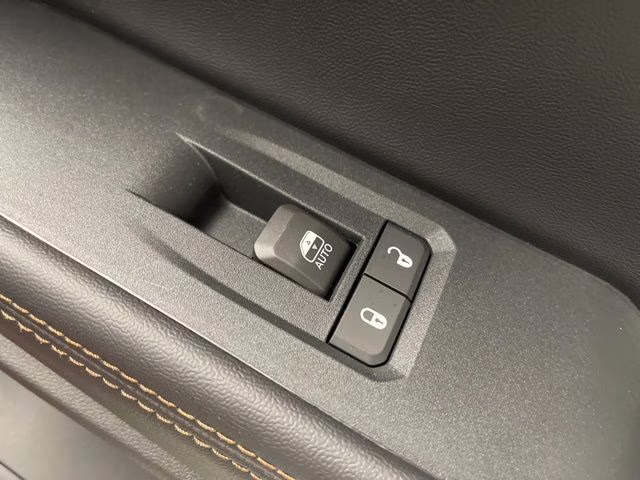 2026 Red Hot Pearlcoat Jeep Cherokee Limited 4X4 SUV