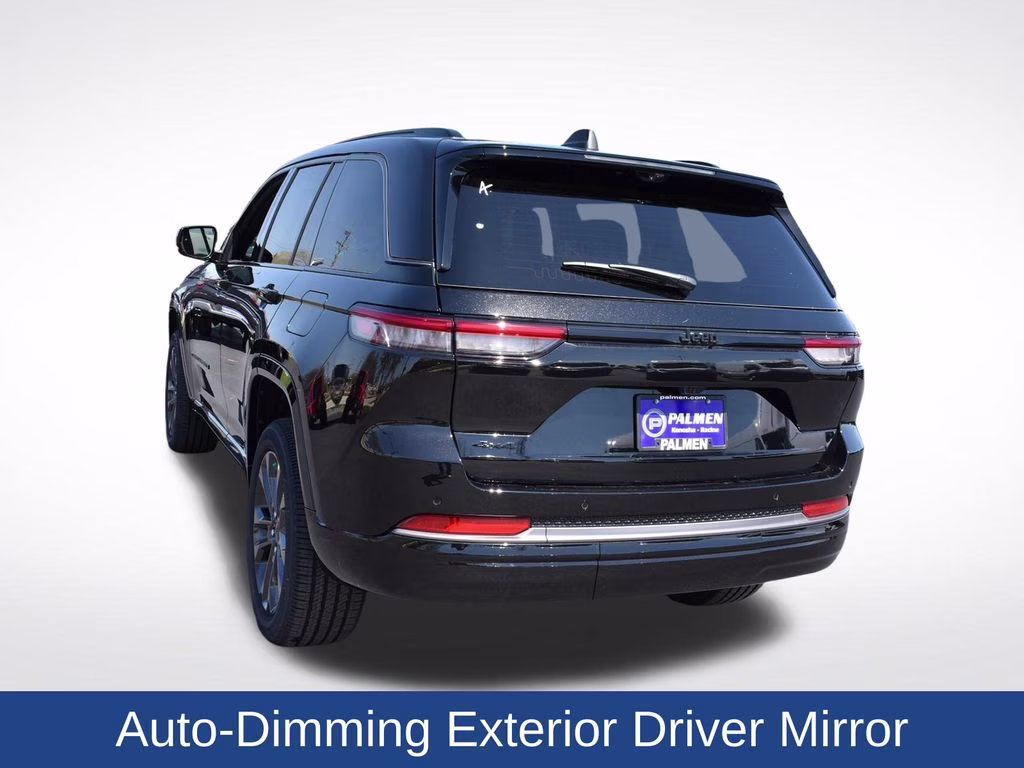2026 Diamond Black Crystal Pearlcoat Jeep Grand Cherokee Limited 4X4 SUV
