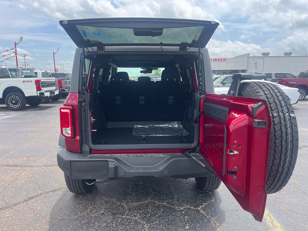2026 Ruby Red Metallic Tinted Clearcoat Ford Bronco Big Bend 4X4 SUV