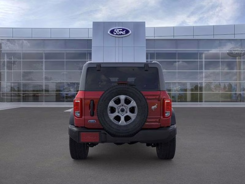 2026 Ruby Red Metallic Tinted Clearcoat Ford Bronco Big Bend 4X4 SUV