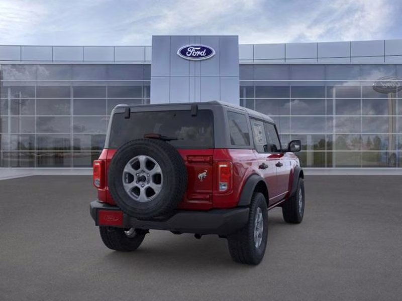 2026 Ruby Red Metallic Tinted Clearcoat Ford Bronco Big Bend 4X4 SUV