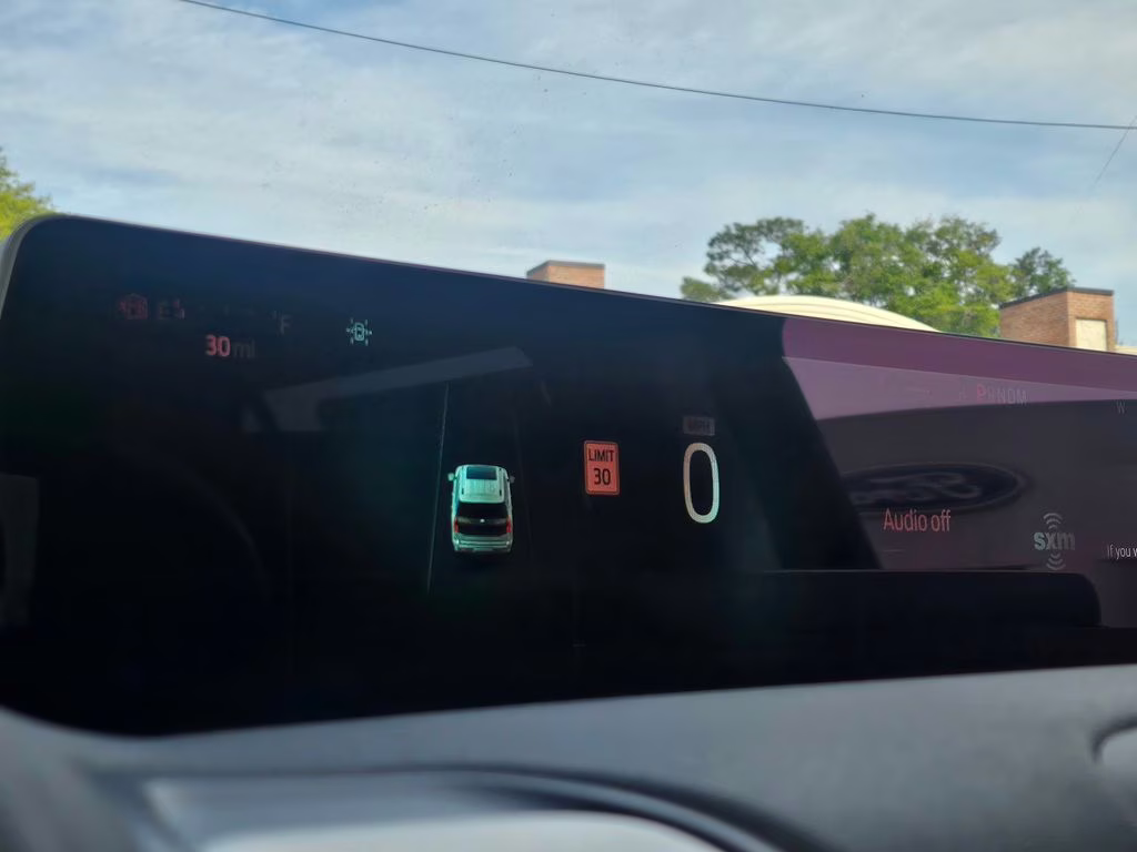 2026 Star White Metallic Tri-Coat Ford Expedition Active RWD SUV