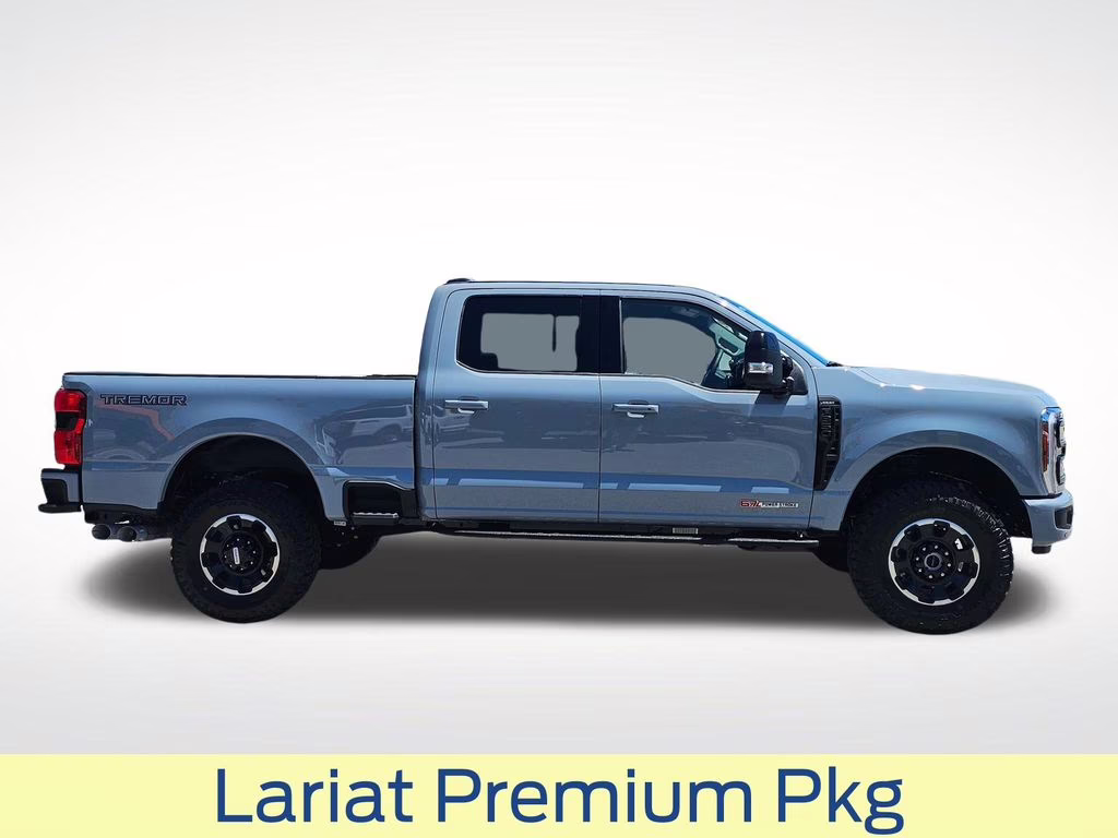 2026 Glacier Gray Metallic TriCoat Ford Super Duty F-350 SRW Lariat 4X4 Truck