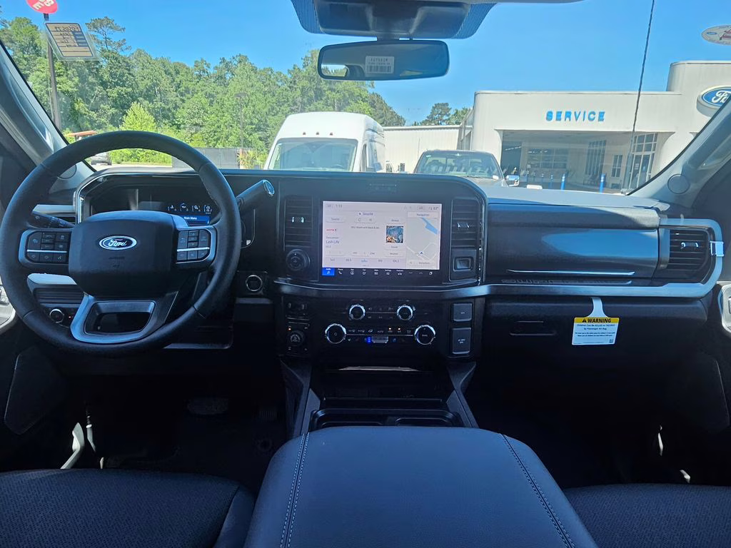 2026 Glacier Gray Metallic TriCoat Ford Super Duty F-350 SRW Lariat 4X4 Truck