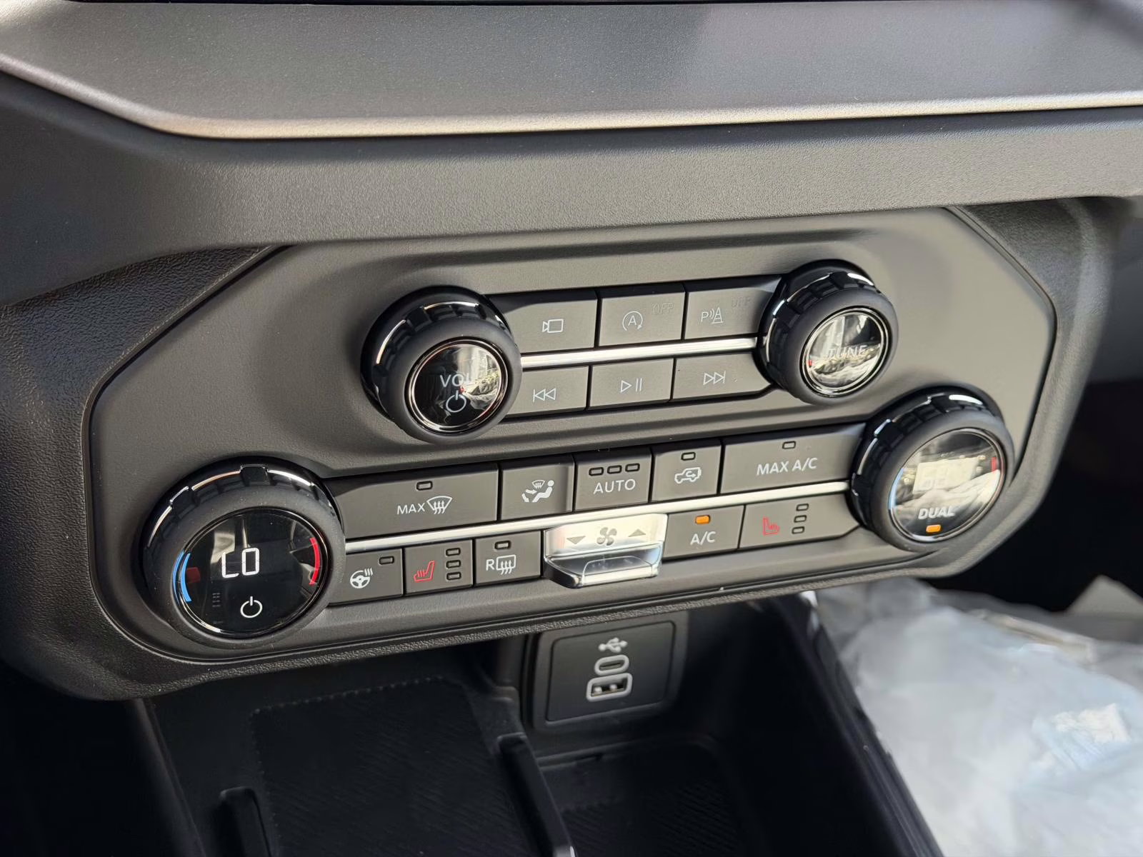 2026 Gray Ford Bronco Outer Banks 4X4 SUV